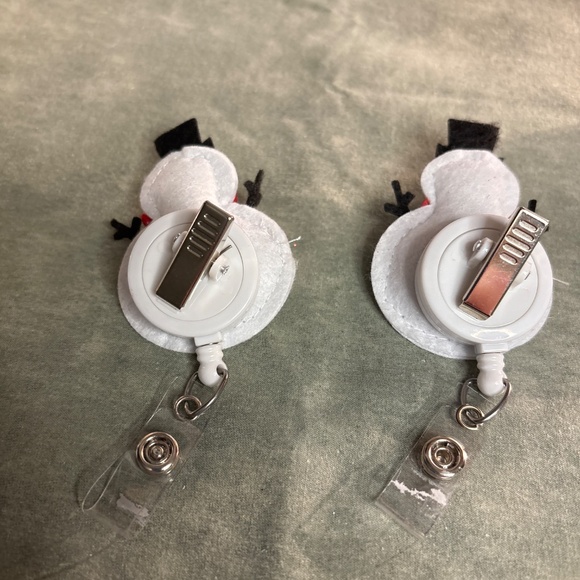Set of Snowman badge reel holders - Picture 2 of 2